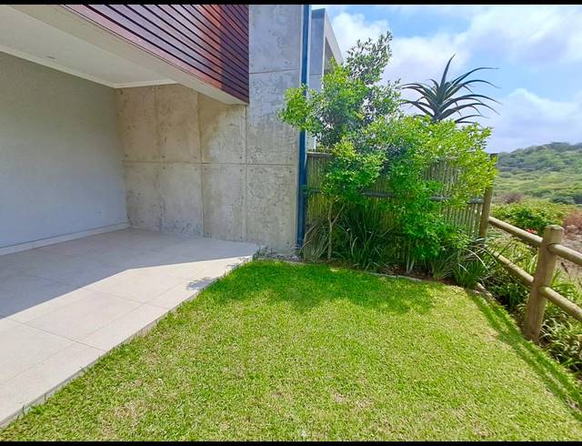 3 BEDROOM TOWNHOUSE FOR SALE IN PALM LAKES ESTATE